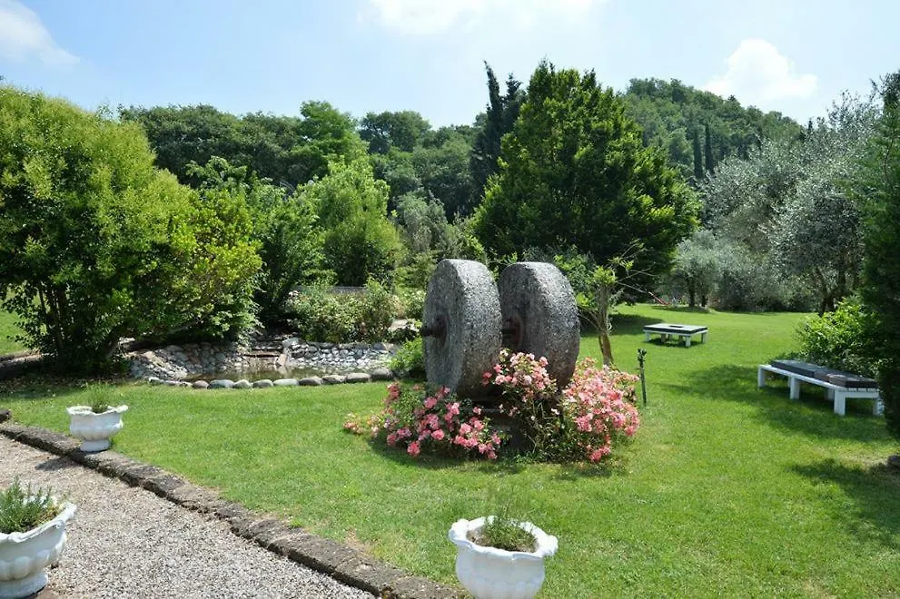 Resort La Mola Sommacampagna Guest house